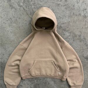 Akimbo hoodie